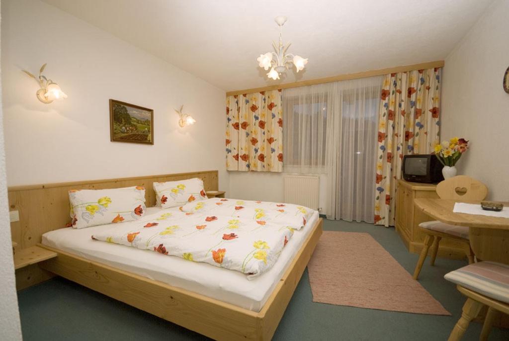 Pension Fuchs Brixen im Thale Chambre photo